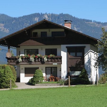 Ferienwohnung Kunterbunt Gosau Rum bild